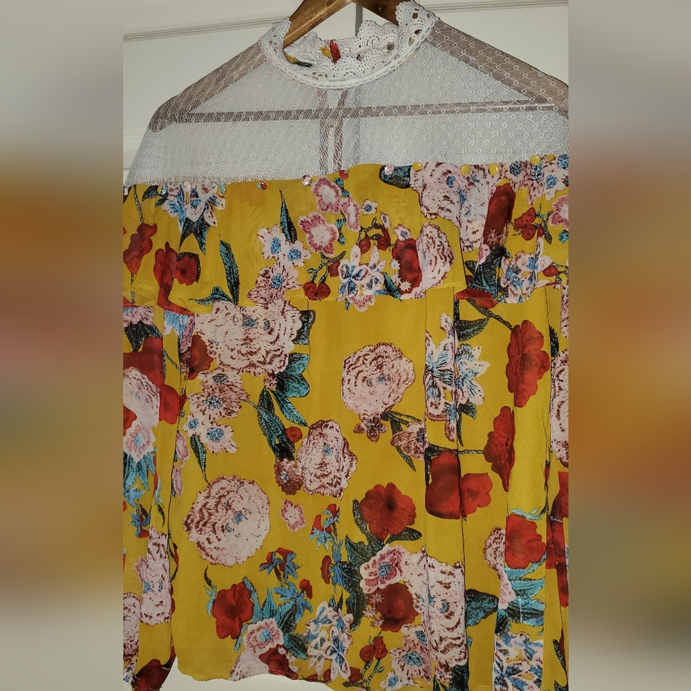 Floral peasant blouse